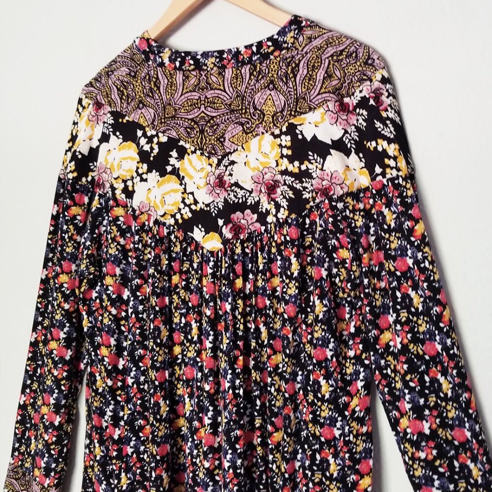 Free People Wildflower Fields Henley Top Tunic Blouse M $108 Black Ditsy Floral - Picture 14 of 16